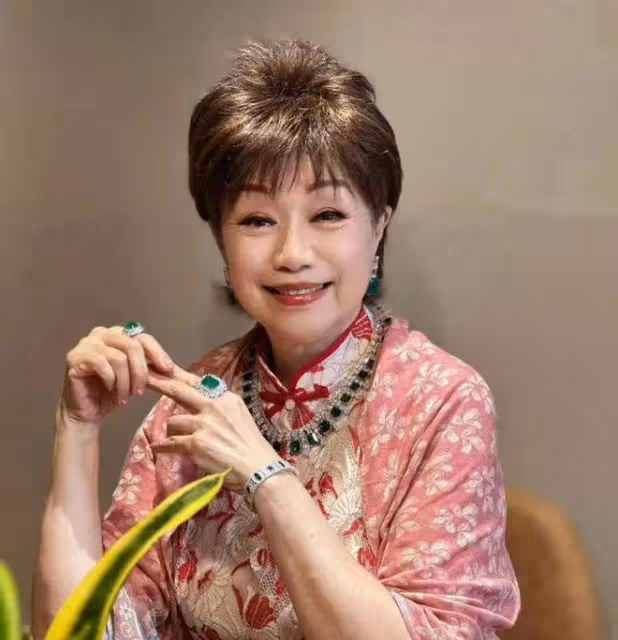 73歲TVB御用阿媽搭乘港鐵被偶遇,網友分享偶遇經歷獲贊親切又貼地
