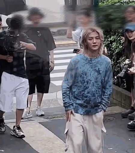 被換髮型的鹿晗驚艷了！瘦了一圈，帥得毫不費力，像漫畫里的少年