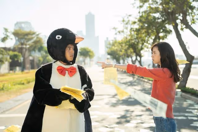 詹懷雲脫了!演潛水教練狂露「巧克力腹肌」 新作白色情人節上檔