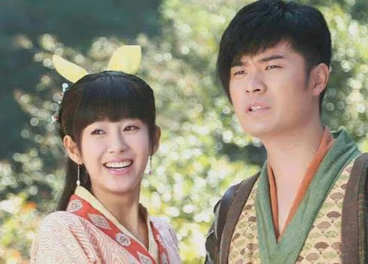 陳赫40歲生日張子萱罕見露臉,離婚10年,前妻許婧如今怎麼樣