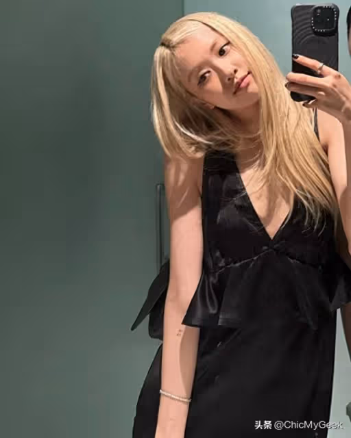Rosé新歌講前任,情傷多年的舊愛被疑是女生!