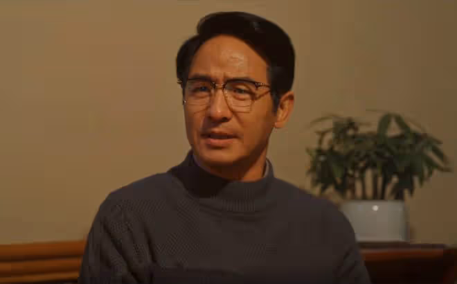 《小巷人家》結局:筱婷大婚,看懂莊超英送的東西,才知他多偏心