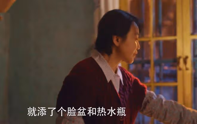 《小巷人家》結局:筱婷大婚,看懂莊超英送的東西,才知他多偏心