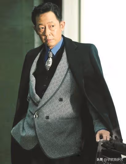 與許晴分手後，14年不談戀愛，卻在42歲娶小8歲上海富婆再度爆紅