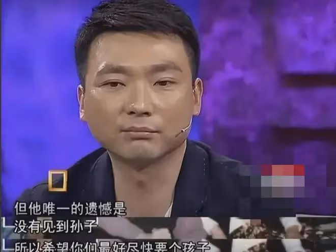 堅持丁克半輩子的康輝,卻在四十多歲時,因為母親一個電話後悔了