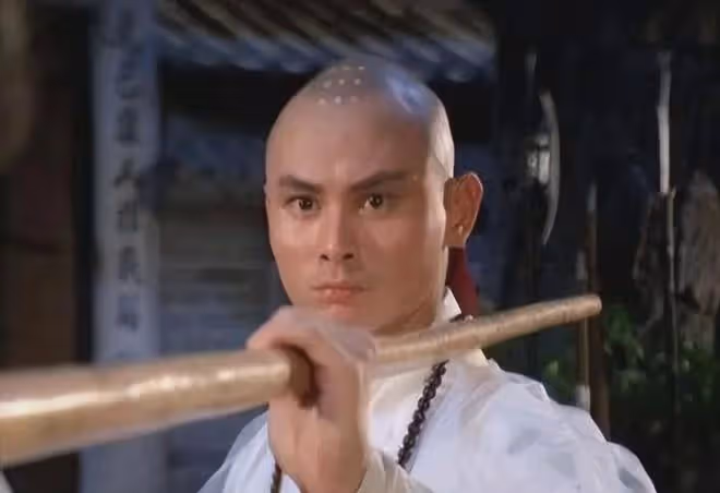 8位港台過氣明星,有人當服務員,有人疾病纏身,有人夜總會謀生