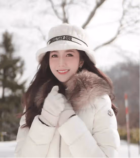 TVB小花何依婷缺席台慶被傳懷孕,錯失力捧機會,與老公出遊自揭糗事