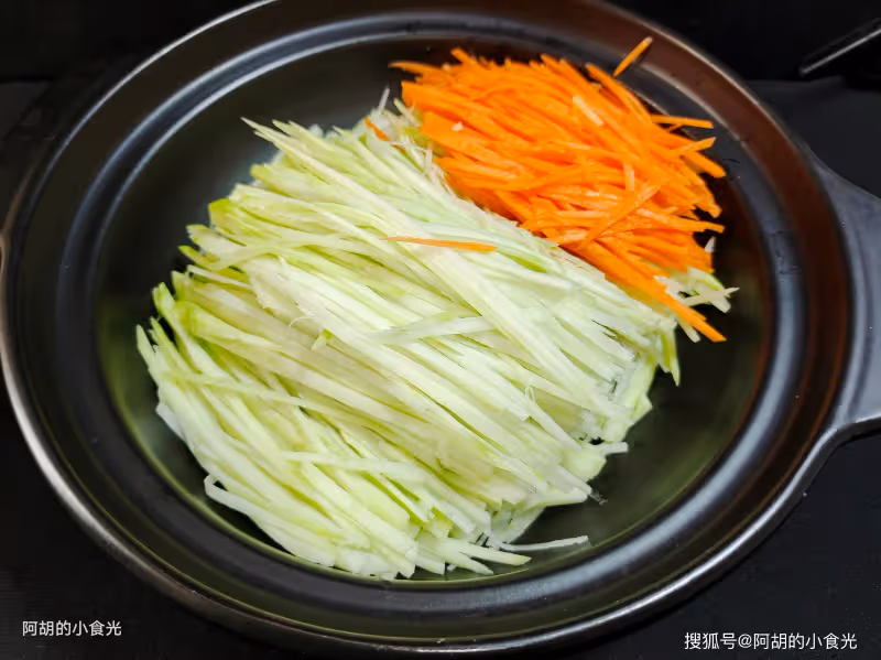 入冬不懂吃它太虧,竟還是絕佳天然高鈣菜!燙一燙拌一拌,菜嫩味更香、鮮脆十足,妥妥下飯好菜