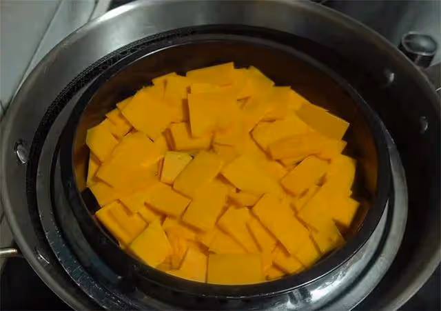 自從學會這樣吃南瓜，營養解饞，不炒不燉不油炸，我家孩子點名吃