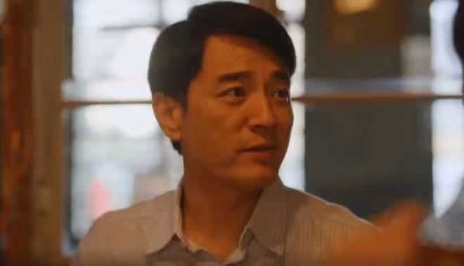 《小巷人家》大結局:莊超英工資漲六倍,才知黃玲註定被欺負