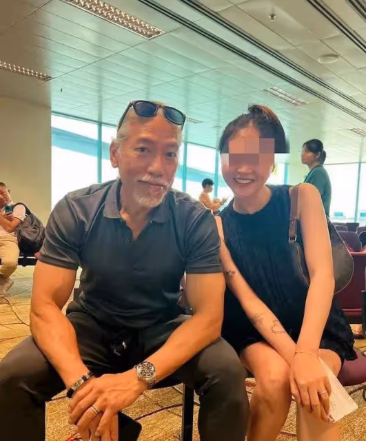61歲港星張耀揚被捕獲滿頭白髮依然型爆,曾惹同性傳聞近年感情狀況成謎