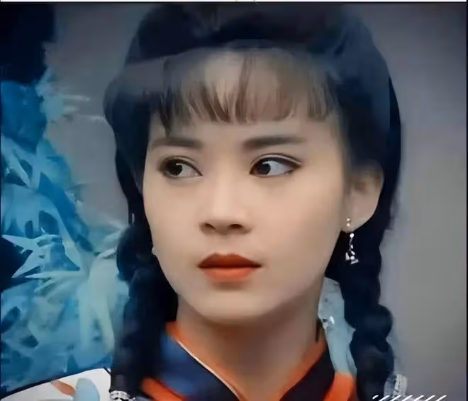 她是最美婉君,與丈夫戀愛10年,一雙兒女,被騙800萬,如今怎樣