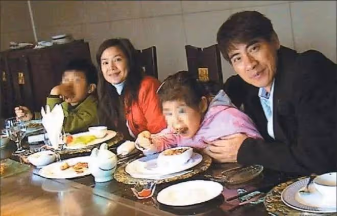 她是最美婉君,與丈夫戀愛10年,一雙兒女,被騙800萬,如今怎樣