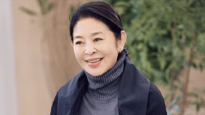 倪萍淚目談好友蔡磊,遺體捐贈顯大愛,網友:友情無價,生命可貴
