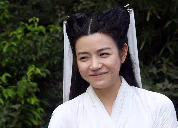 陳妍希被爆離婚後首現身!她到底做了什麼,陳曉凈身出戶也要離婚