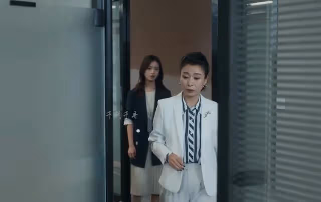 不討好的勇氣:吳秀雅眾和集團大小姐身份曝光,馬超跪求放過