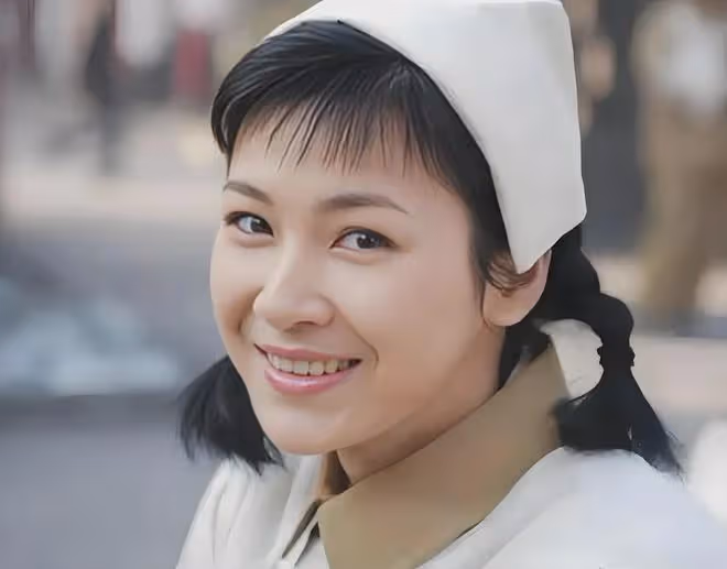 童蕾豪門夢碎!為50億富豪拋棄5年真愛,如今只剩巨額債務