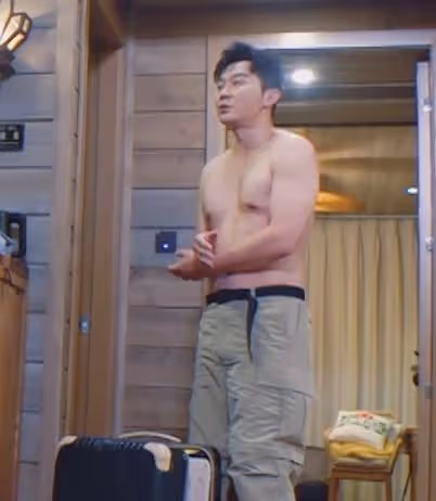 新《奔跑吧》首播滿屏尬,全程尬笑掩蓋遊戲無聊,李晨成最大敗筆