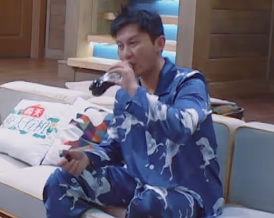 新《奔跑吧》首播滿屏尬,全程尬笑掩蓋遊戲無聊,李晨成最大敗筆
