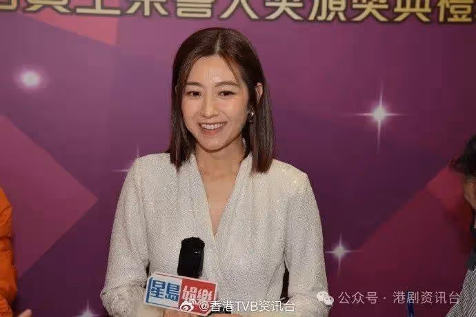 TVB美人氣獲頒「20年長期服務獎」!坦言內心仍是少女