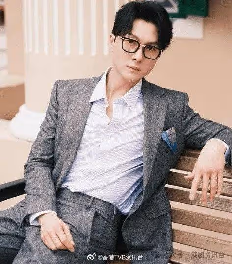 TVB美人氣獲頒「20年長期服務獎」!坦言內心仍是少女