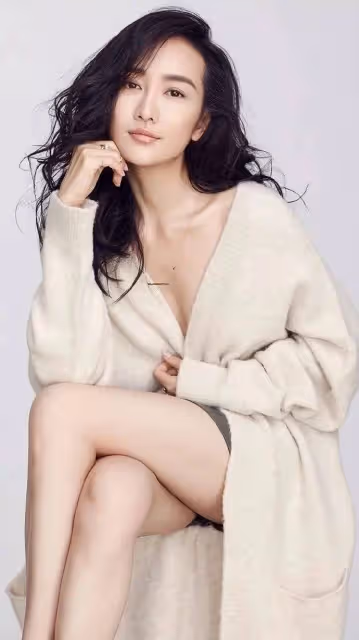 王鷗寫真露出事業線和大美腿！不是豐乳肥臀也性感火辣