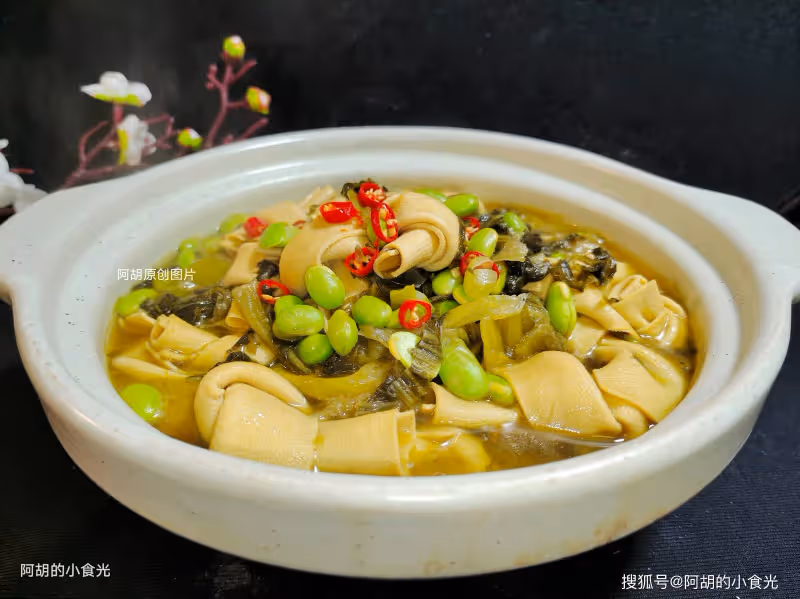 冬天這菜該使勁吃,比吃大魚大肉強!熱乎乎地燉一鍋,軟嫩透了、無敵的開胃,吃完從頭暖到腳