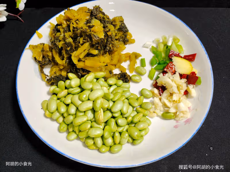 冬天這菜該使勁吃,比吃大魚大肉強!熱乎乎地燉一鍋,軟嫩透了、無敵的開胃,吃完從頭暖到腳