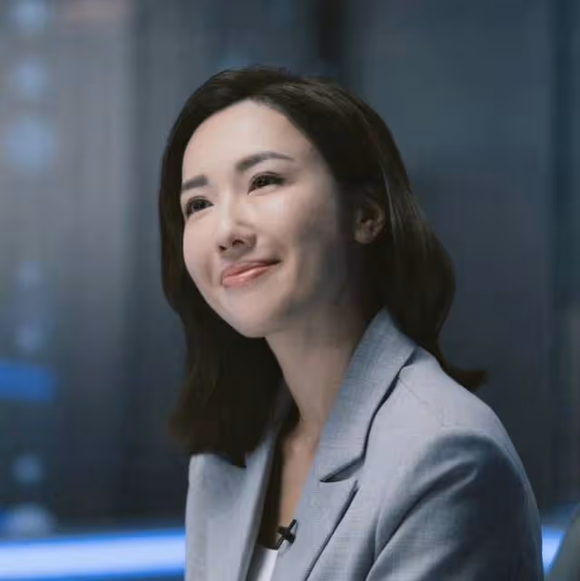 TVB前當家花旦曬近況！與母親罕見同框，兩母女一部位太相似