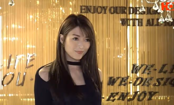 又一TVB女星宣布離巢!火速現身隔壁台錄節目!曾短短4年連釣19男威震夜場