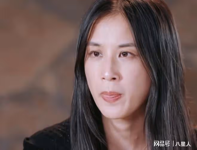 《再見愛人4》里3位女嘉賓!帶妝個個貌美如花,卸妝後:大姐你是誰