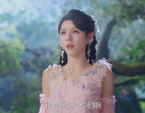 當33歲張予曦和48歲李小冉站一起，我才明白成熟美和白幼瘦的區別