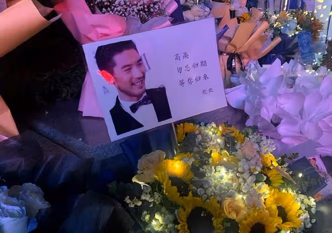高以翔五周年祭,事發地墓地擺滿鮮花,高以翔我們永遠不說再見