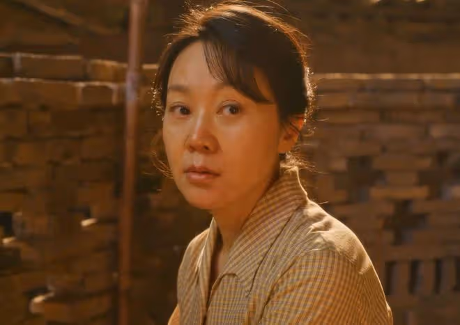《小巷人家》莊超英的3200元曝光，才發現，他並非愚孝，而是虛偽