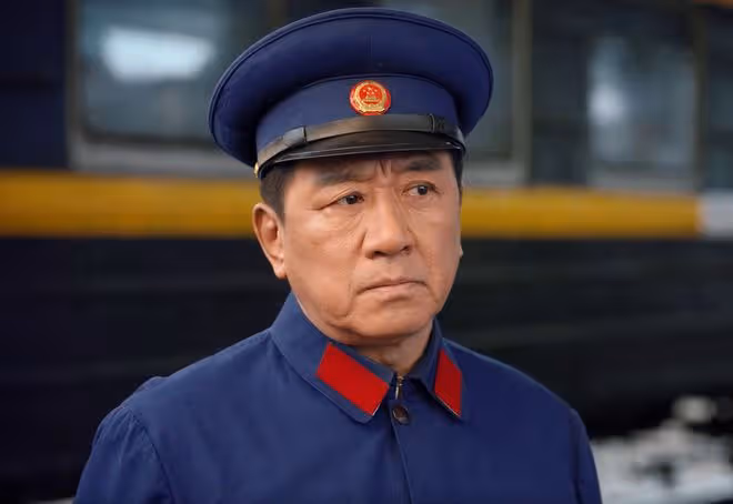 《我是刑警》央視播出，躲過於和偉、富大龍，卻被66歲的男三驚艷