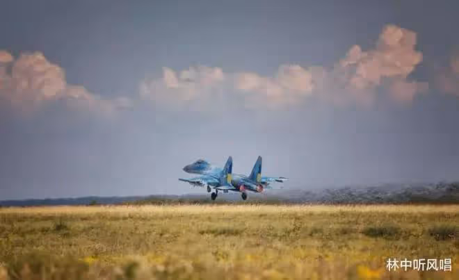 S-400連射多枚飛彈全部打空：美製炸彈爆炸，疑似F-16殺入俄本土