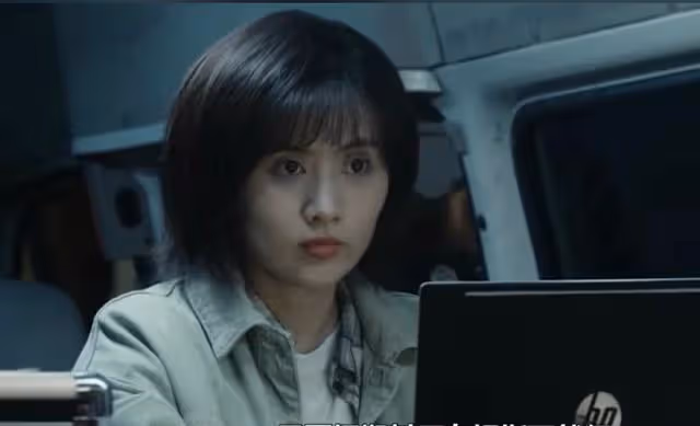 白夜破曉:施局的退休不過是一場巧妙布局的開幕而已,集團遭打擊