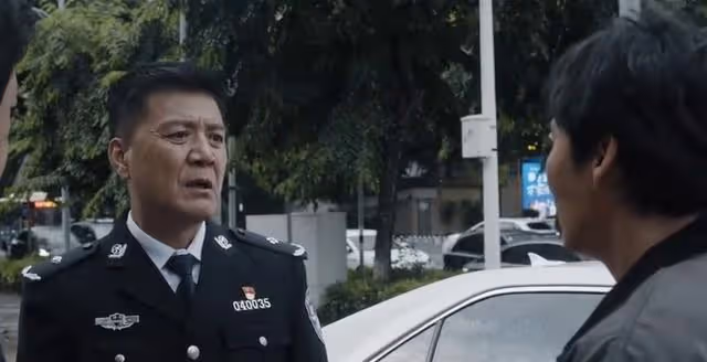 白夜破曉:裴總真實身份揭秘,難怪施局會被逼退休,讓鄭琪上位