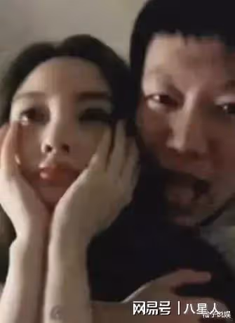 甜馨是世上最幸福的小孩!沉默了7年的李小璐,這次終於不忍了...