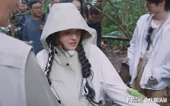 新《奔跑吧》首播滿屏尷尬!全程尬笑掩蓋遊戲無聊,李晨成最大敗筆
