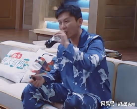 新《奔跑吧》首播滿屏尷尬!全程尬笑掩蓋遊戲無聊,李晨成最大敗筆