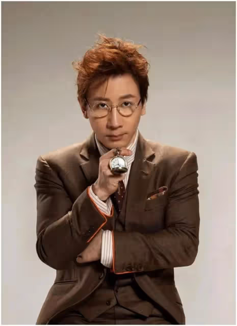 換女友如月經，被迫奉子成婚，春晚爆紅的劉謙沒那麼簡單！