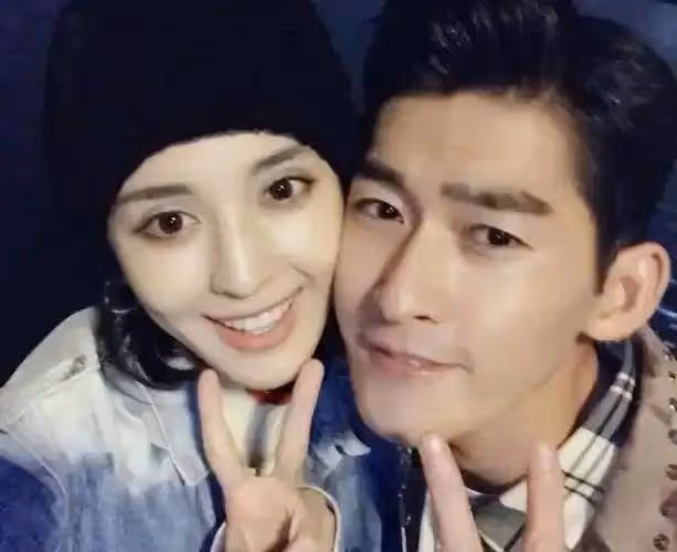 娜扎張雲龍過夜有戀情?女方美艷靚麗身材火辣曾屢遇渣男