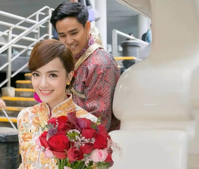 TVB前女星陳嘉寶曬照慶祝結婚7周年,嫁入豪門連生三個女兒,《夸世代》成告別作