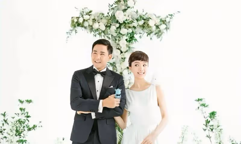 TVB前女星陳嘉寶曬照慶祝結婚7周年,嫁入豪門連生三個女兒,《夸世代》成告別作