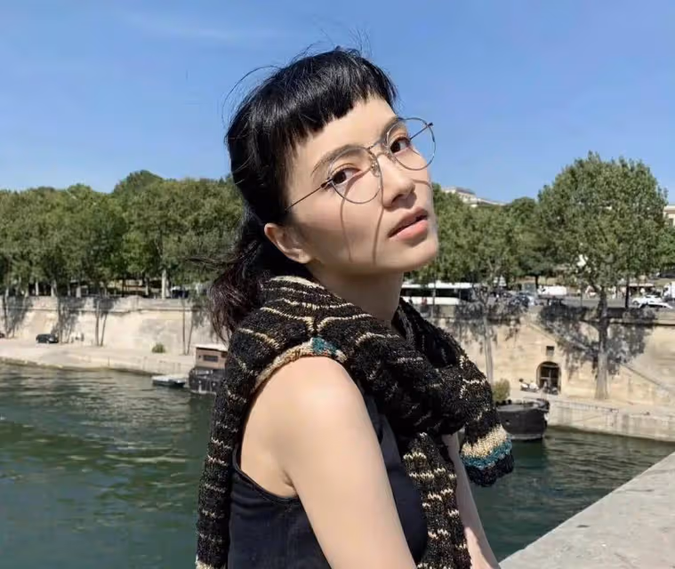 TVB前女星陳嘉寶曬照慶祝結婚7周年,嫁入豪門連生三個女兒,《夸世代》成告別作