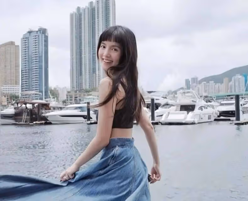 TVB前女星陳嘉寶曬照慶祝結婚7周年,嫁入豪門連生三個女兒,《夸世代》成告別作