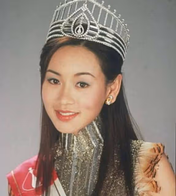 好拼!楊思琦凌晨仍在直播賺錢,粉絲替其感辛苦:讓你老公養你吧