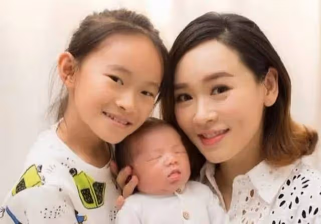 好拼!楊思琦凌晨仍在直播賺錢,粉絲替其感辛苦:讓你老公養你吧