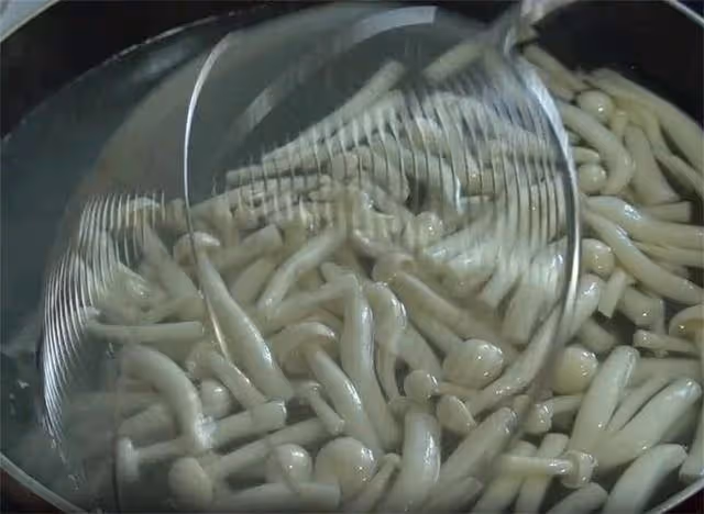 孩子不愛吃小米,花5天琢磨了新吃法,吃著像豆腐,營養又美味